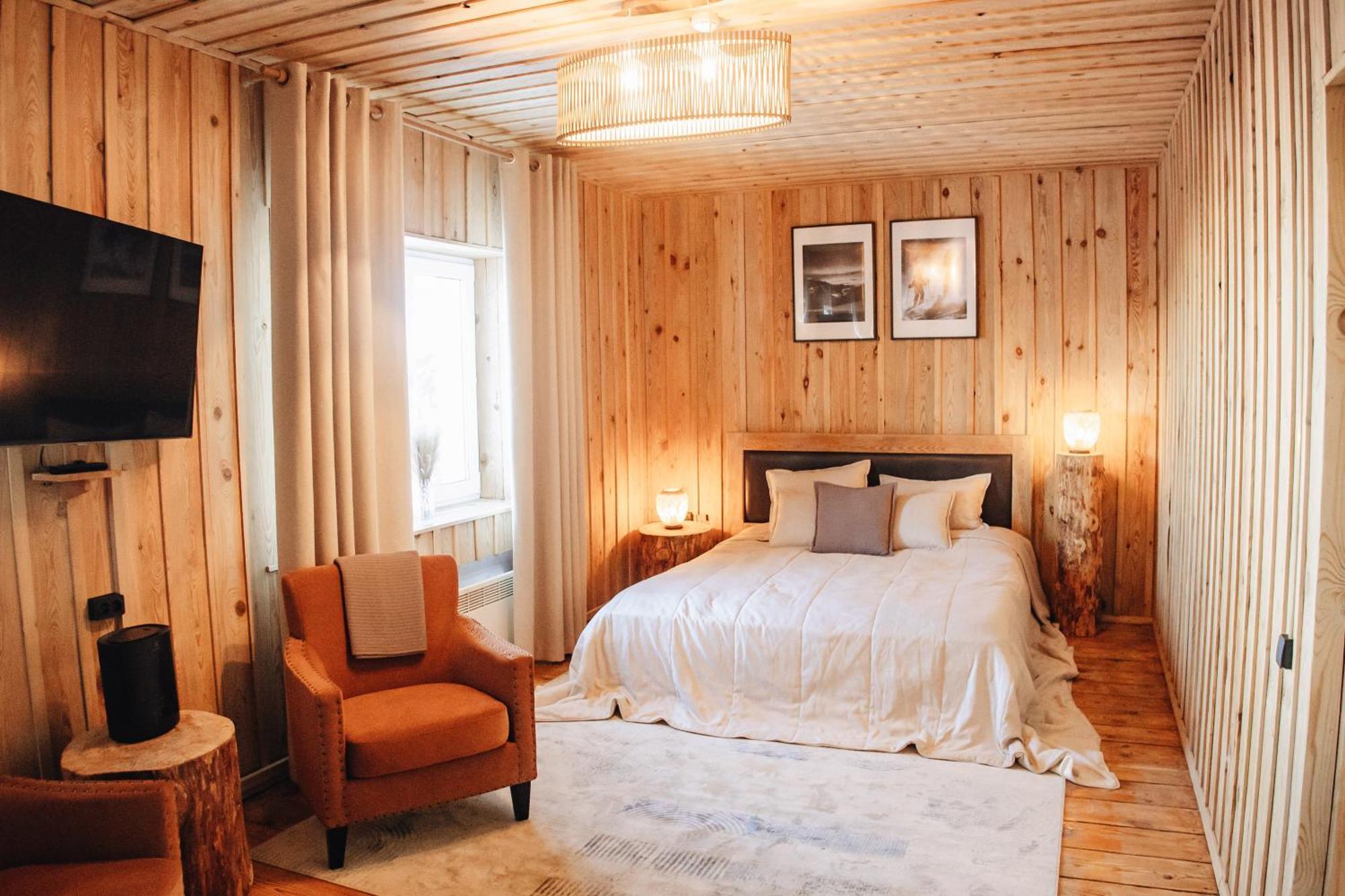 Le Mont Hotell Alma-Ata Exteriör bild